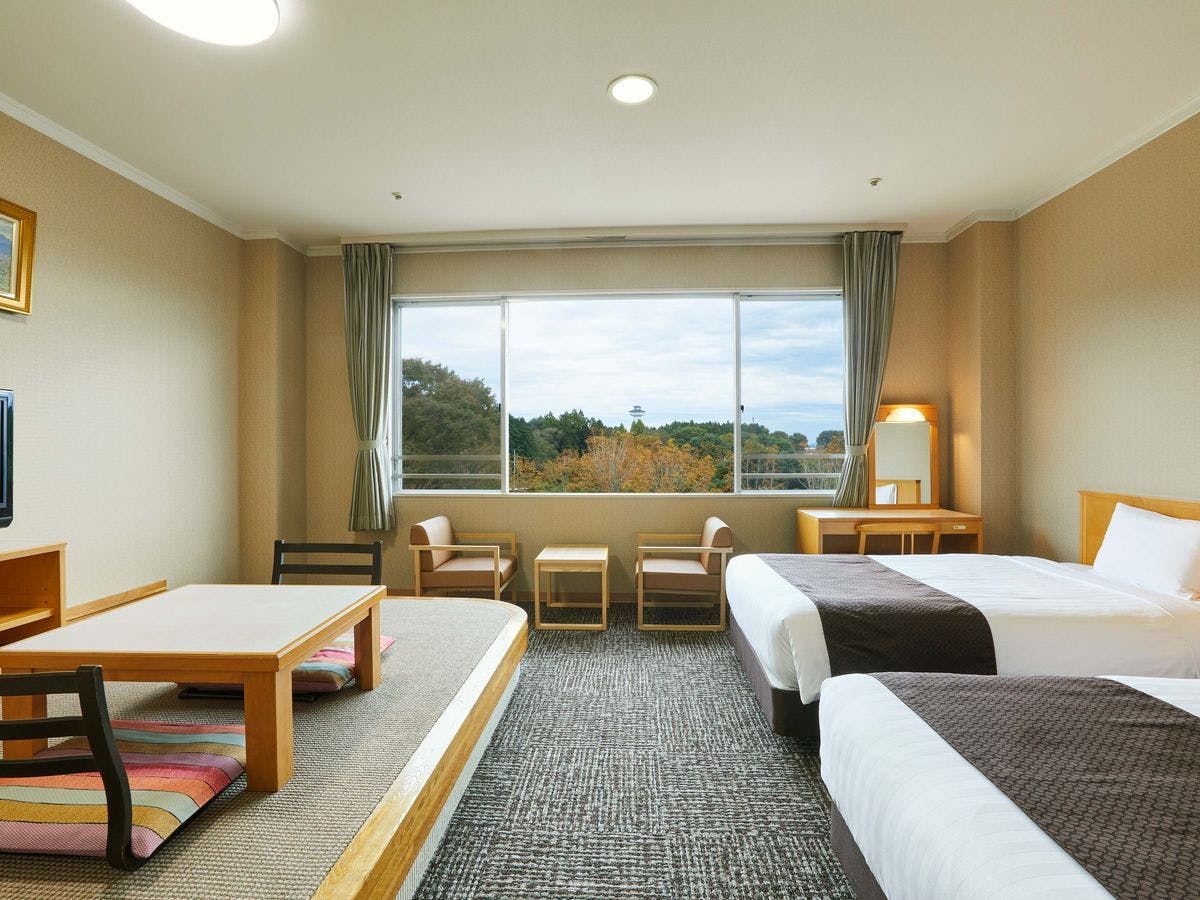 Western-style Twin Room (with bath)