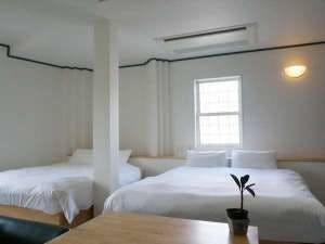 Bilik Twin Gaya Jepun dan Barat