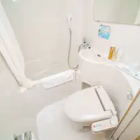 Semua kamar dilengkapi dengan unit kamar mandi.