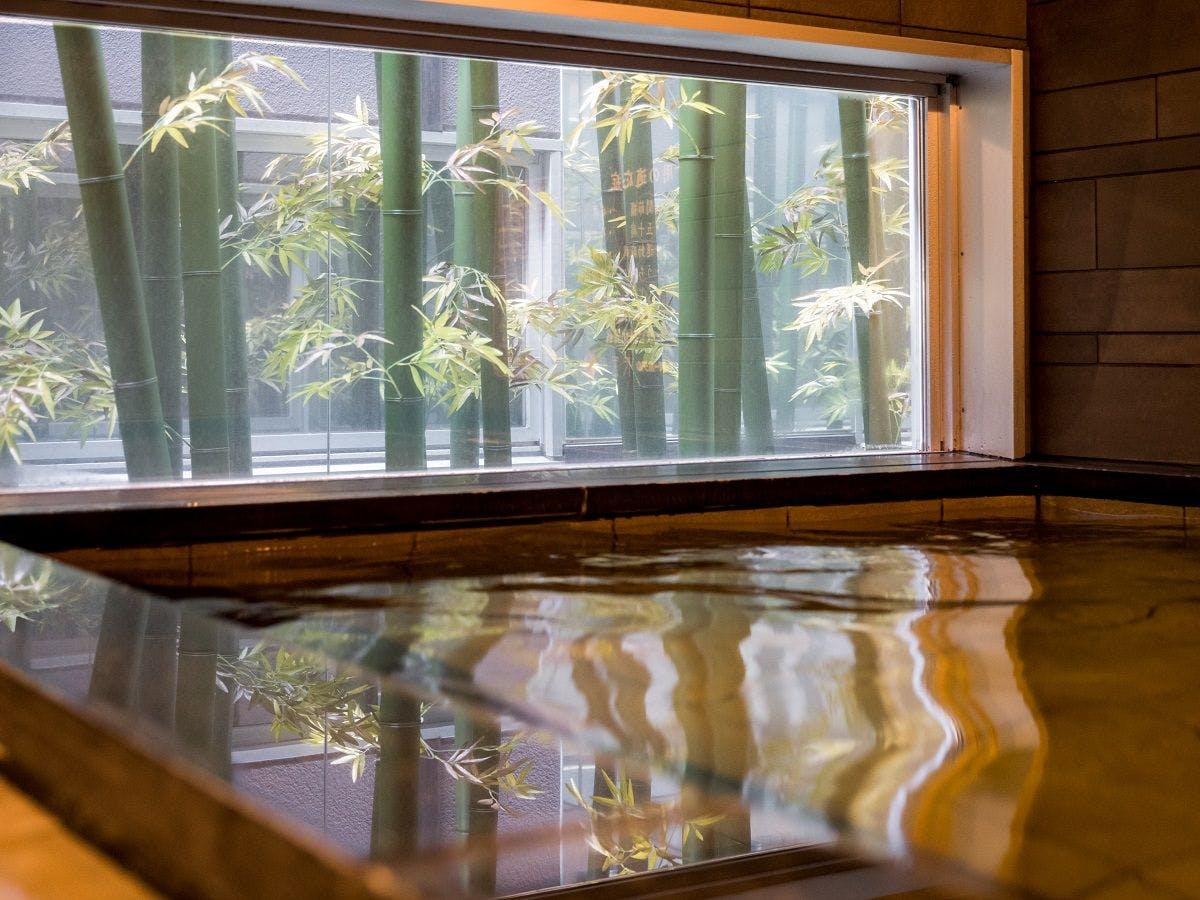 Mata air panas alami "Hana Kasano Yu"