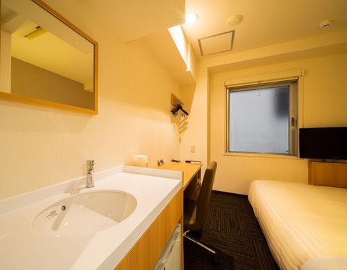 シャワーブース有（バスタブはありません）