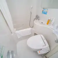 Semua kamar dilengkapi dengan unit kamar mandi.