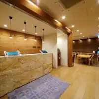 随时与我们联系。