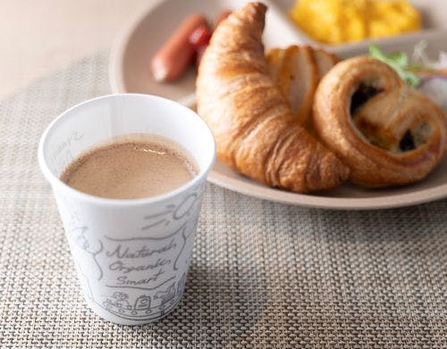 朝食の後は挽き立てコーヒーでほっと一息♪