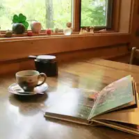 Nikmati masa yang berlalu dengan tenang.