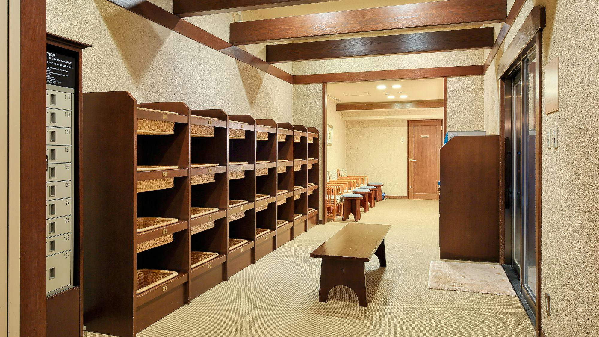 【SPA】Ruang ganti