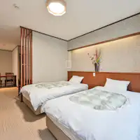 ☆Kamar bergaya Jepang-Barat 307 dengan semi-rotenburo pertama di penginapan kami