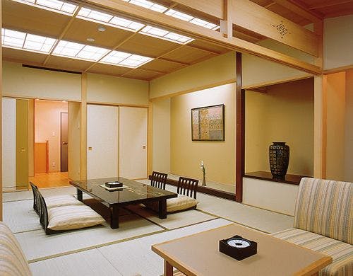 客室：特別室／ファーストルーム瀬音