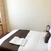 Kamar Double (Tempat Tidur Lebar 140cm)