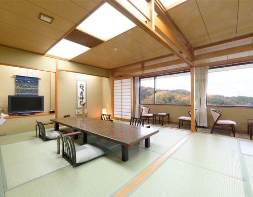 *【景色の見える山側の部屋】