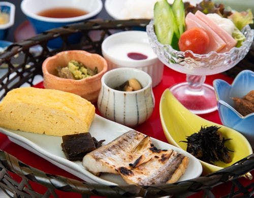 *【朝食一例】