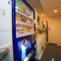 Lantai 4: Ruang Mesin Penjual Otomatis