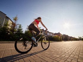 ＳＥＡ　ＱＵＥＥＮ　ＫＡＩＮＡＮ