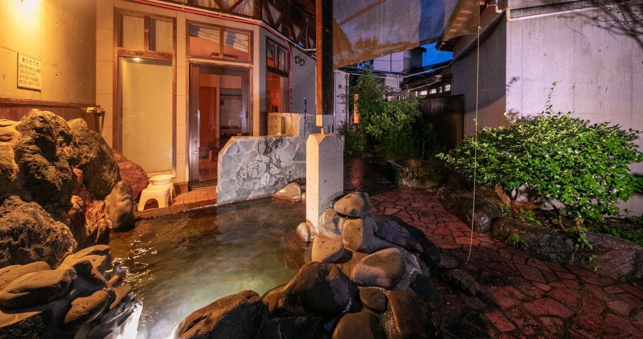 Yamae Onsen Hotaru