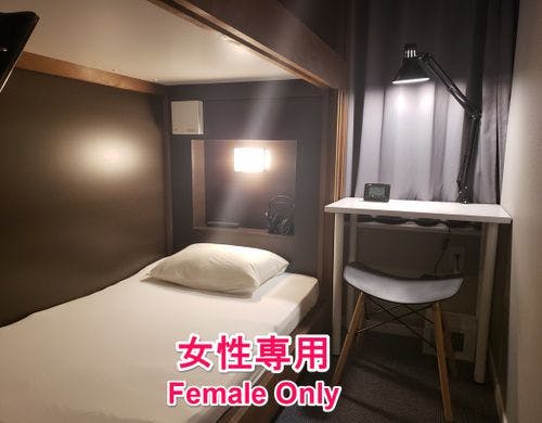 プライベートカプセルAタイプ　デスク
