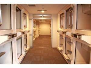 ห้องพักทุกห้องมีทีวี ปลั๊กไฟ และ Wi-Fi