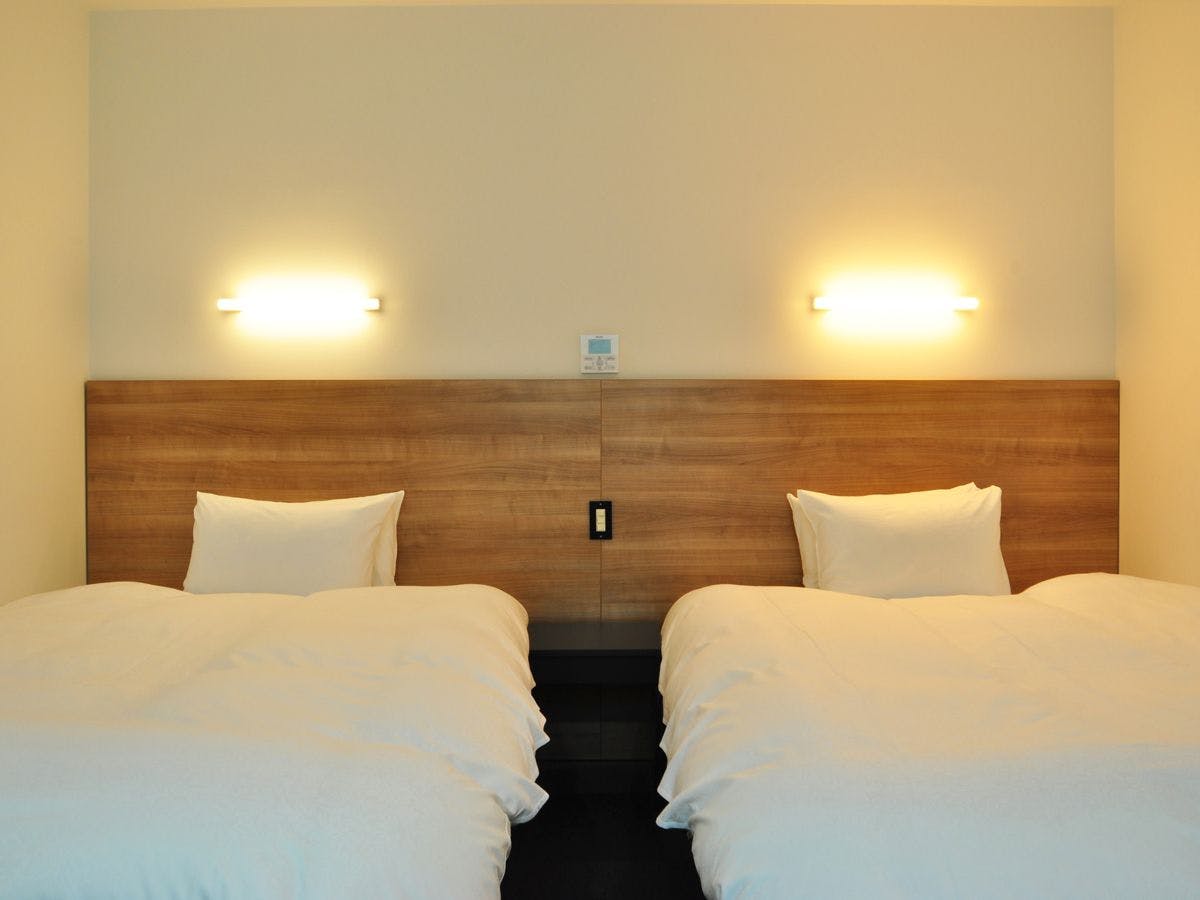 Agnes Hotel Plus