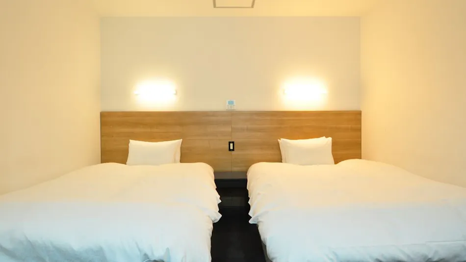 Agnes Hotel Plus