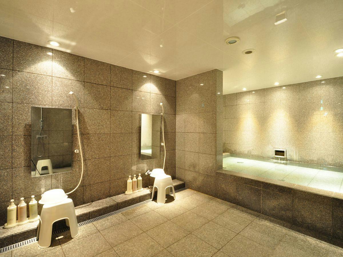 Agnes Hotel Plus