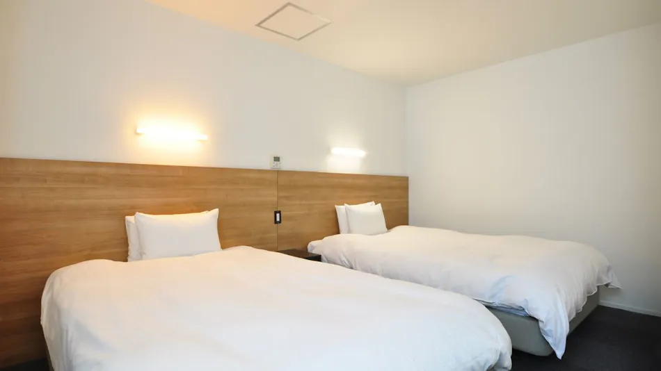 Agnes Hotel Plus