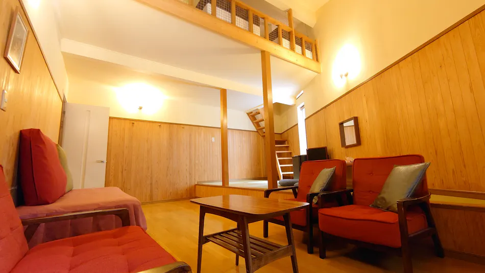 Small Lakeside Resort Pension Sounds Good!