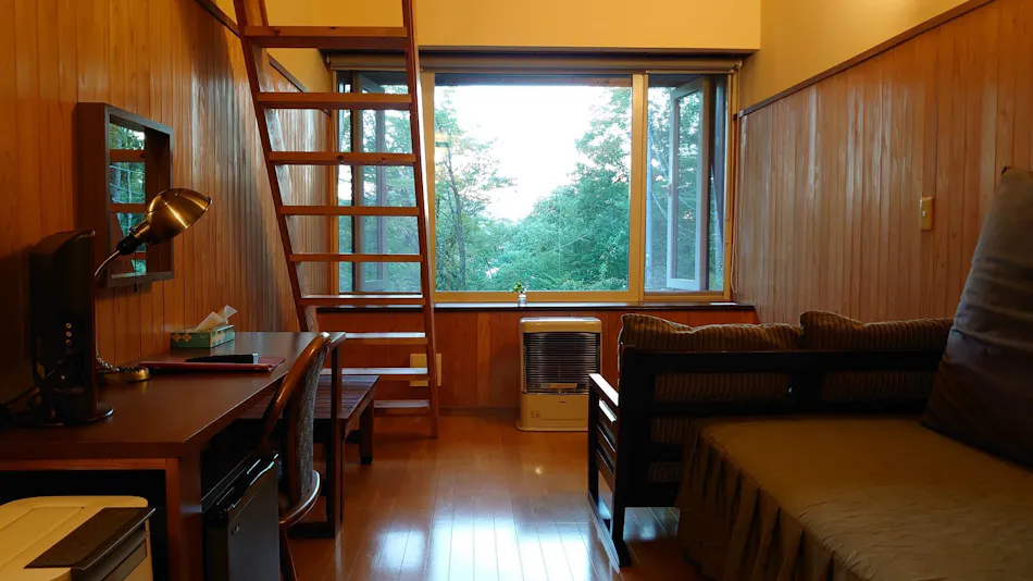 Small Lakeside Resort Pension Sounds Good!