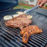 BBQ ด้วยเตาย่างแก๊สของ Weber