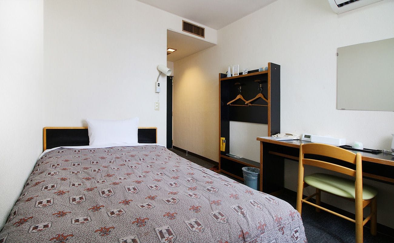 ห้องเดี่ยว B【เตียง 120 ซม.】