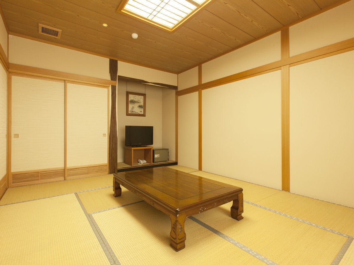 *【客室/本館8畳】