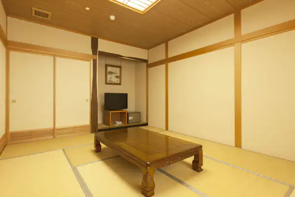 *【客室/本館8畳】