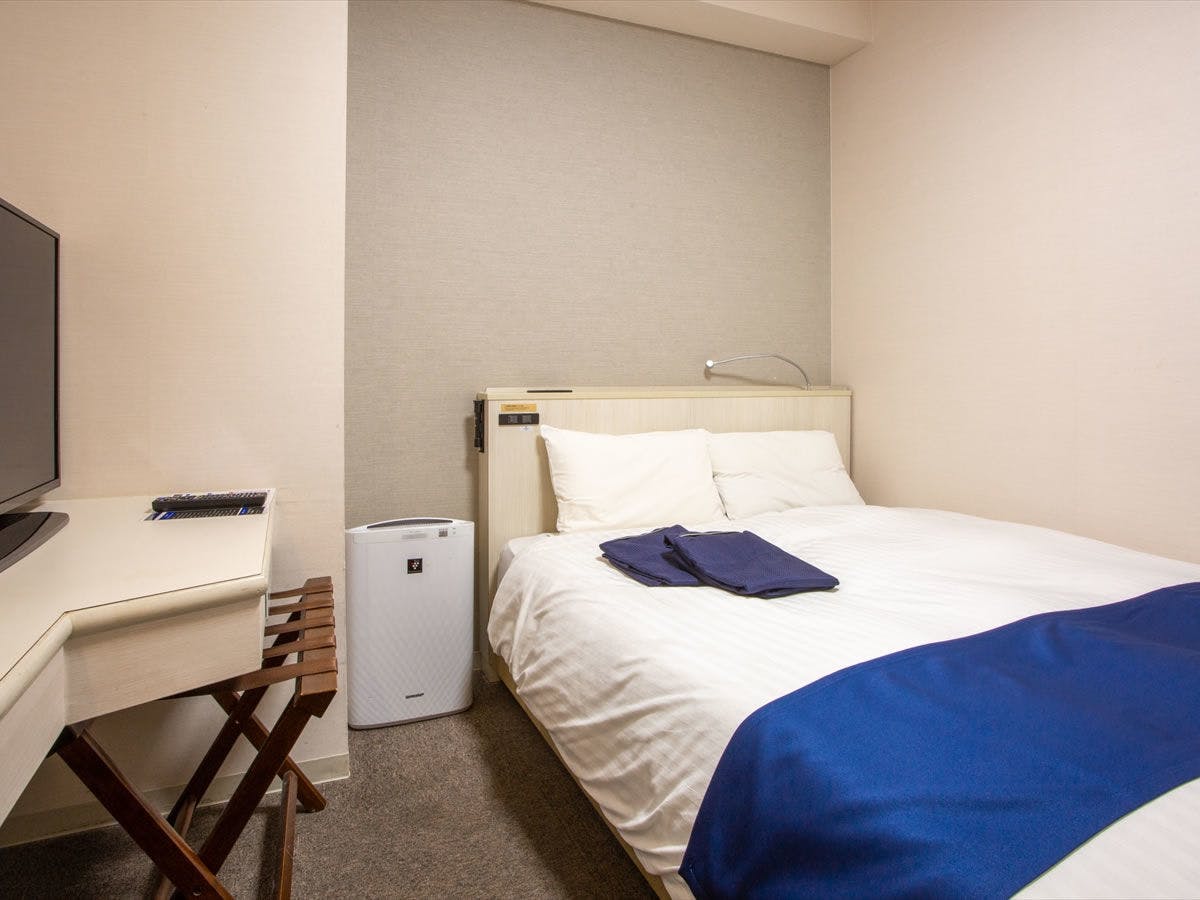 Hamilton Hotel -BLUE- Meieki Minami