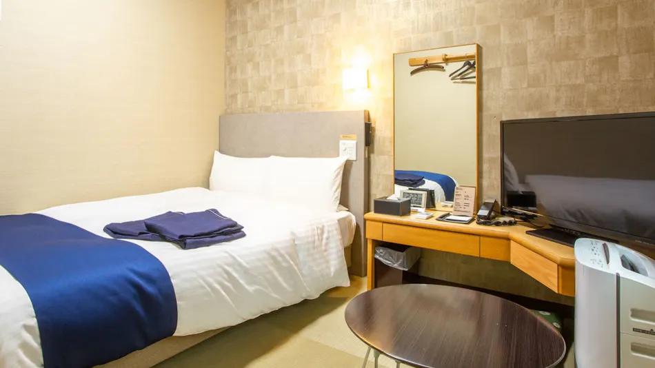 Hamilton Hotel -BLUE- Meieki Minami