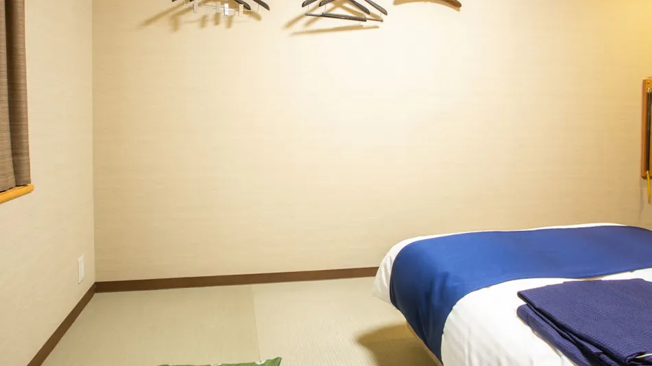 Hamilton Hotel -BLUE- Meieki Minami