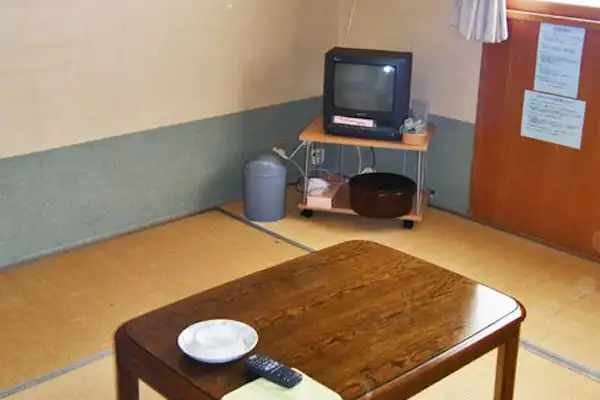 ห้องพักเรียบง่ายสำหรับ 1-2 ท่านเท่านั้น