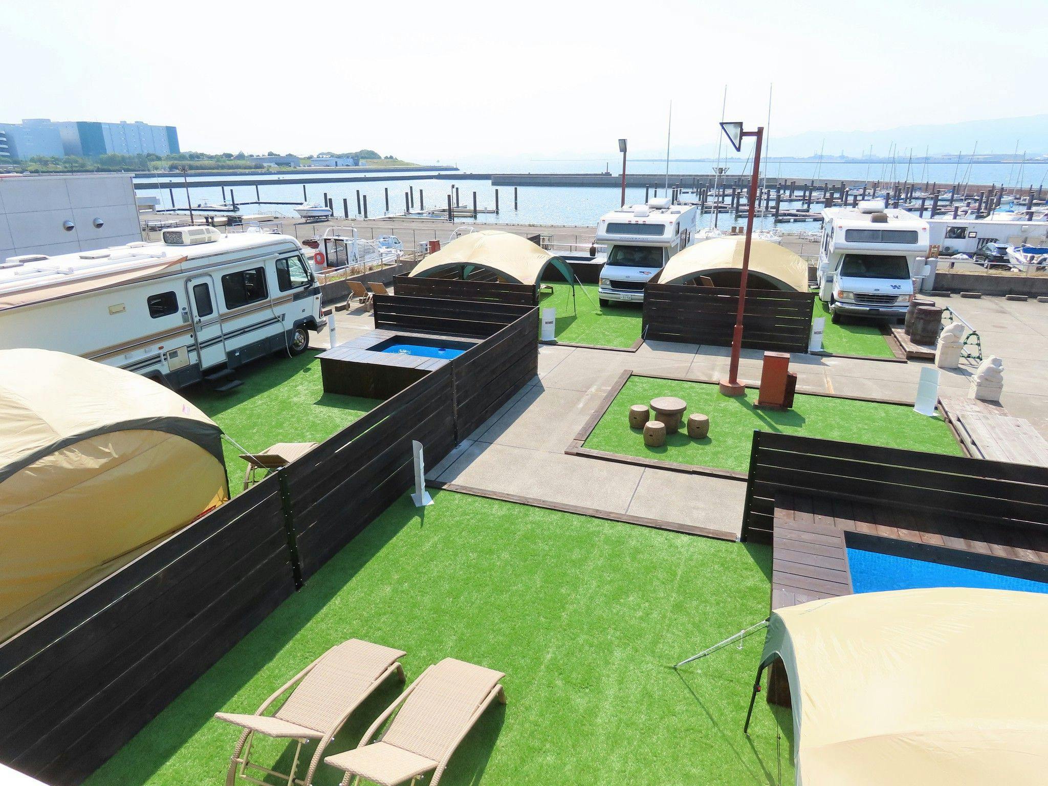 Osaka North Port Marina HULL