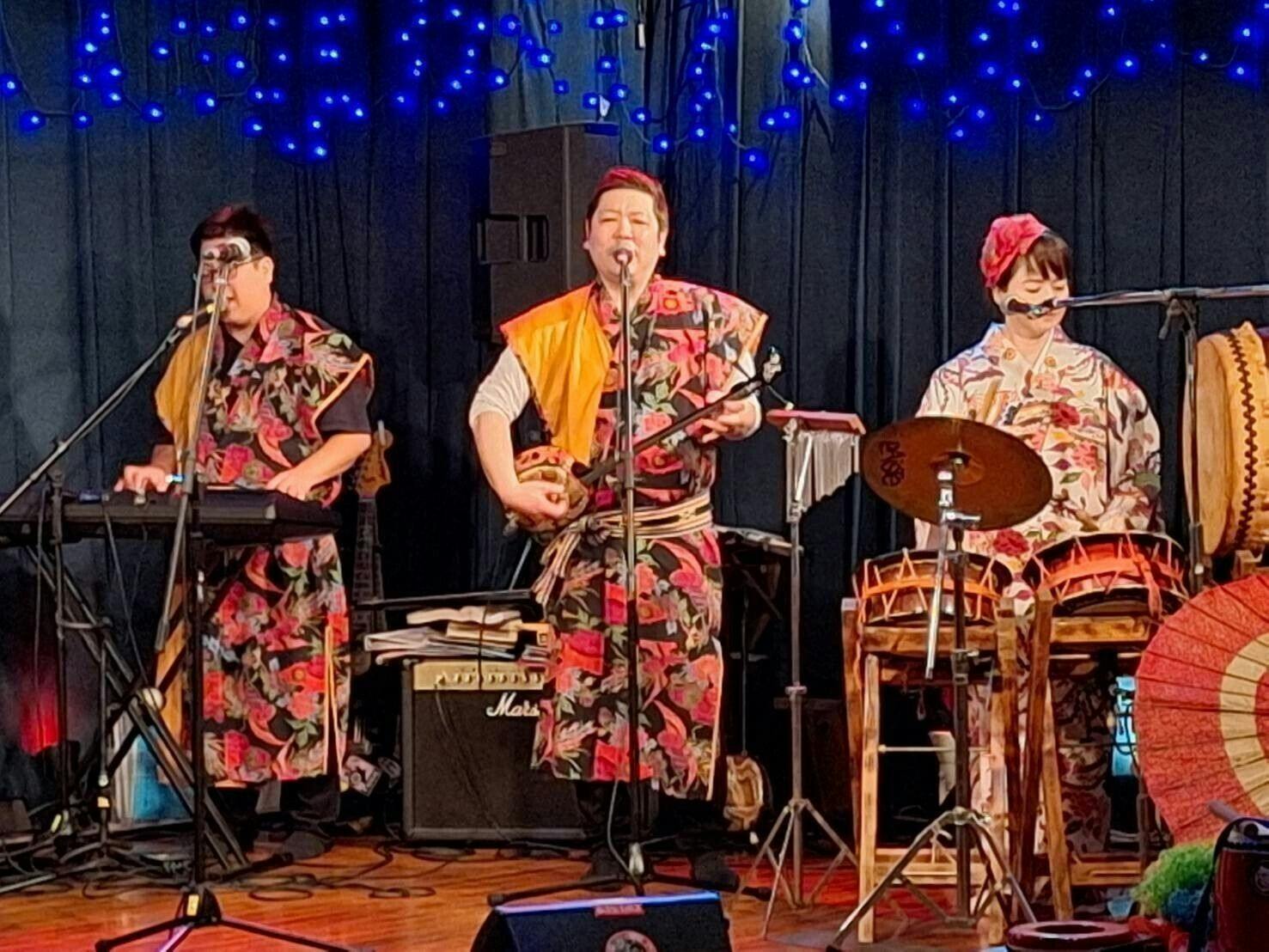 ร้านเหล้าพื้นบ้าน เกอิโนคัง