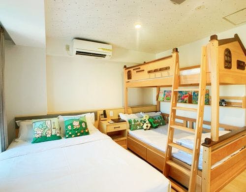 【ファミリールーム(定員4名)】