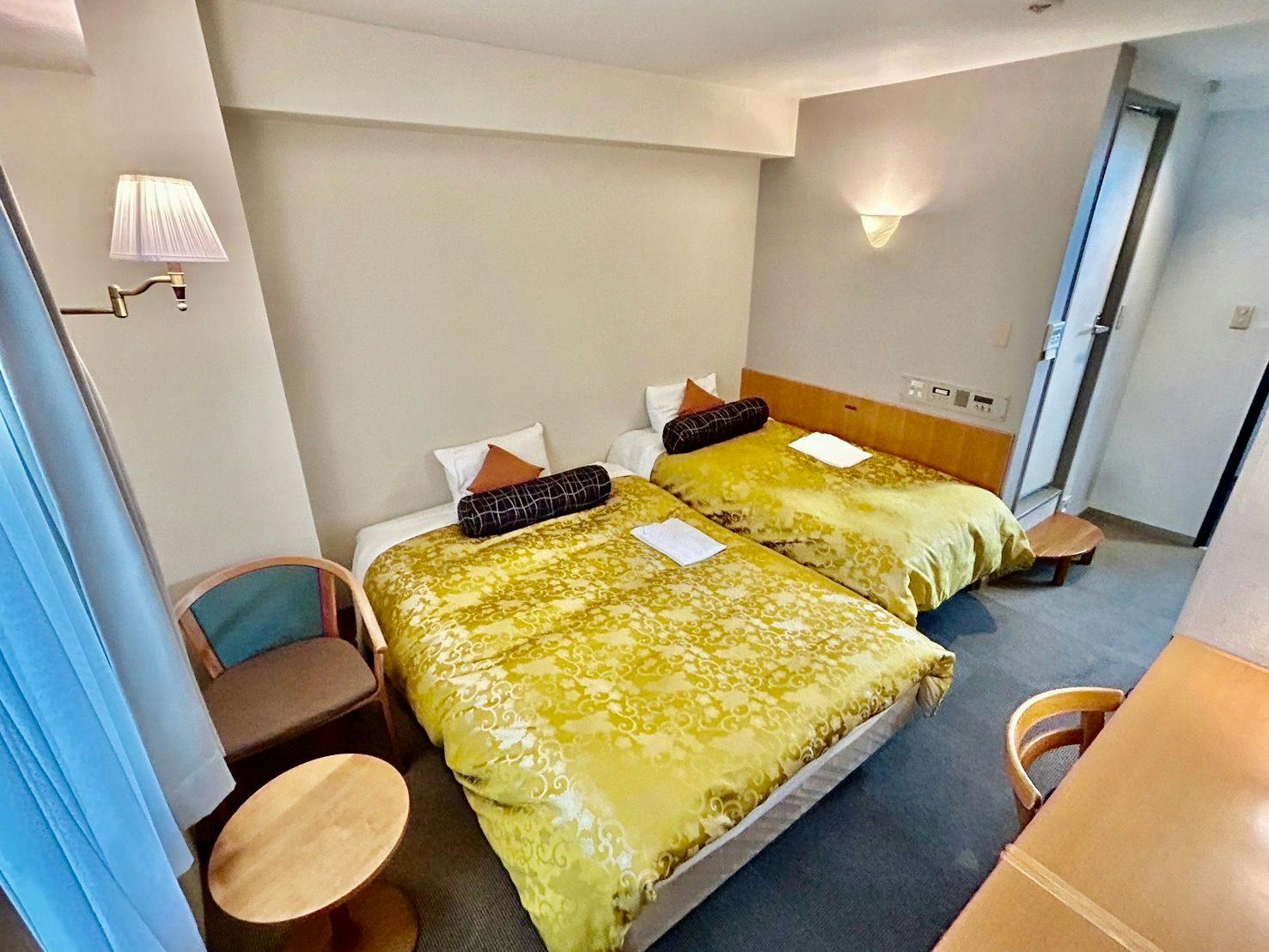 【เตียงคู่ 2 เตียง】ห้องคอมแพคต์ทวิน