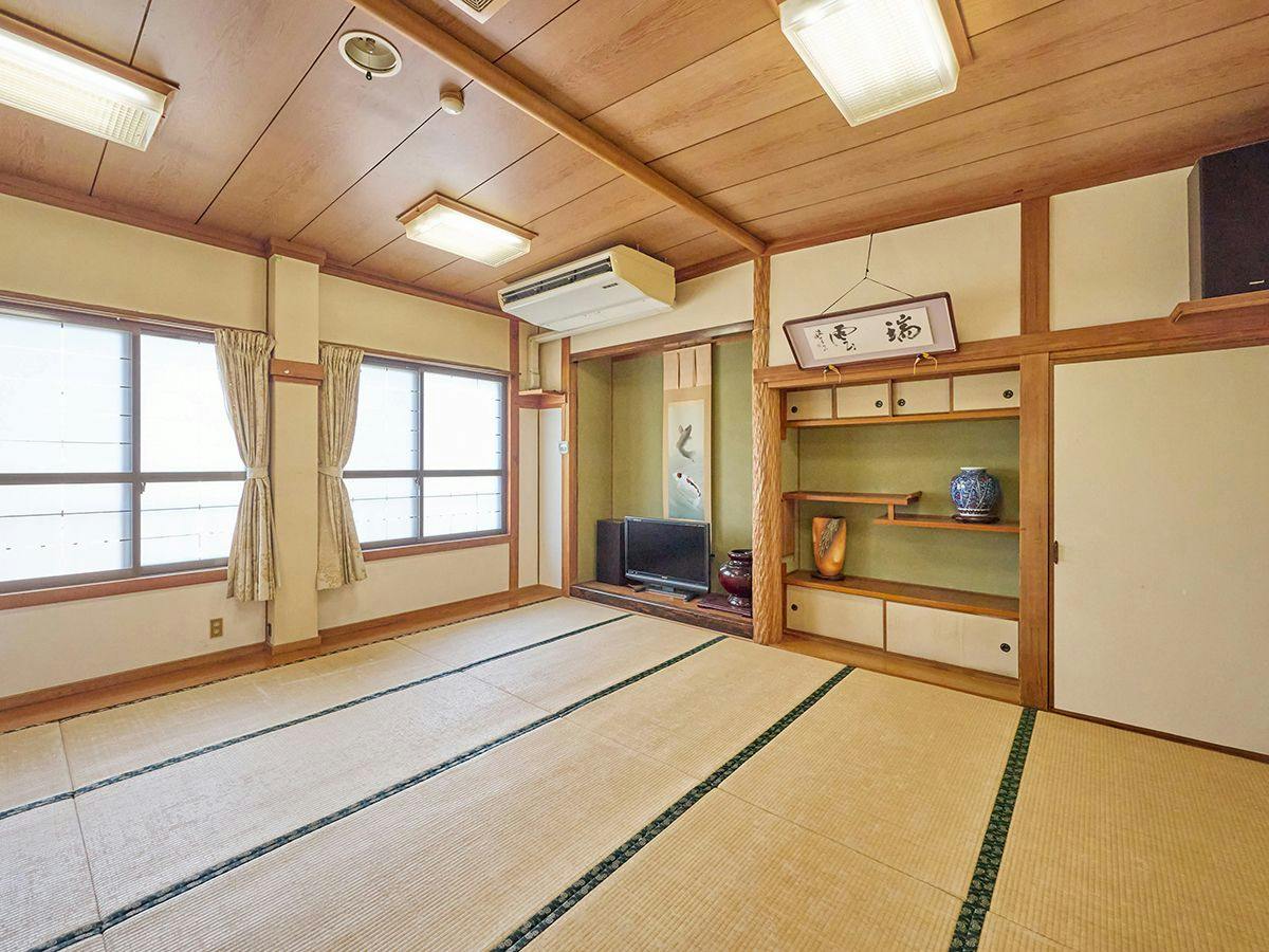 Tatsumi Ryokan