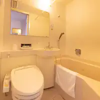 Kamar tunggal, kamar mandi