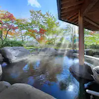 ออนเซ็นกลางแจ้ง (ฤดูใบไม้ร่วง)