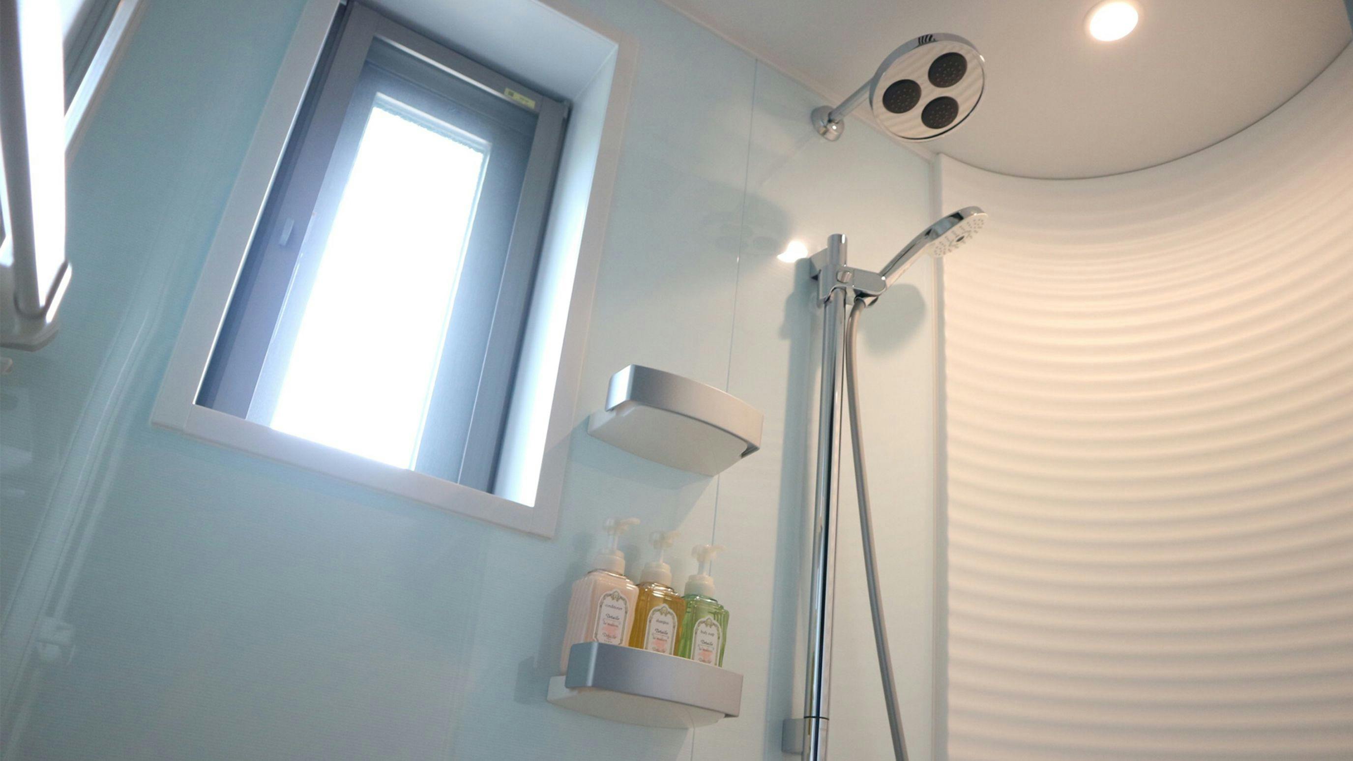 Kamar mandi shower