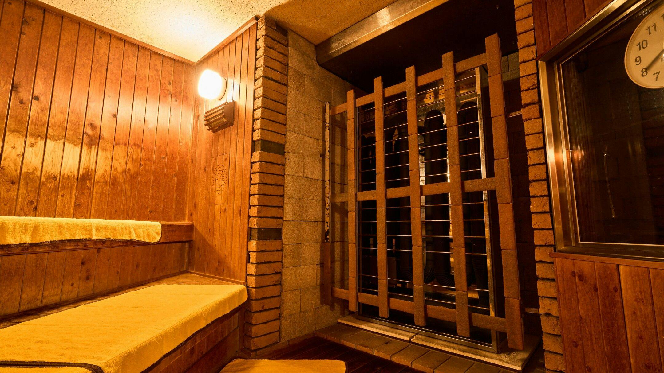 Miyazaki Daiichi Hotel <Men's Only Large Bath, Women's Only Stone Sauna Available>