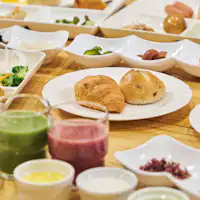 บุฟเฟ่ต์อาหารเช้าที่เน้นวัตถุดิบจากมิยาซากิ