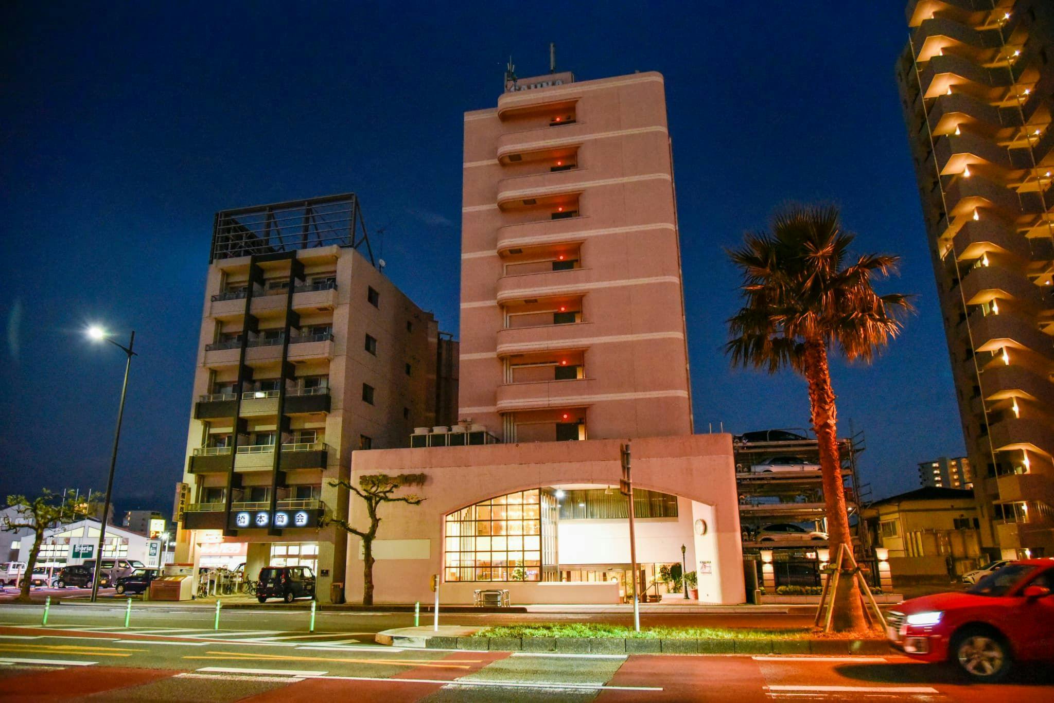 ทางเข้า【ประตูทิศตะวันตก】