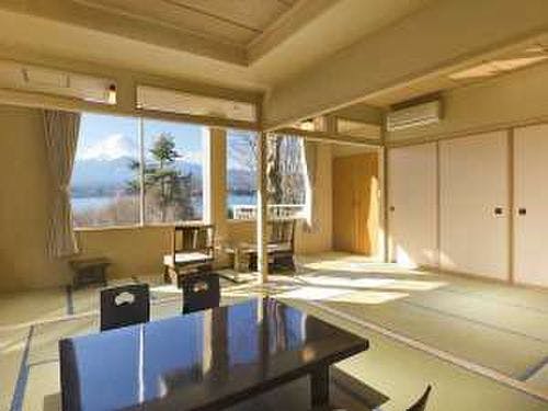 ホテル本館　和室10畳+6畳（5～7名）禁煙室