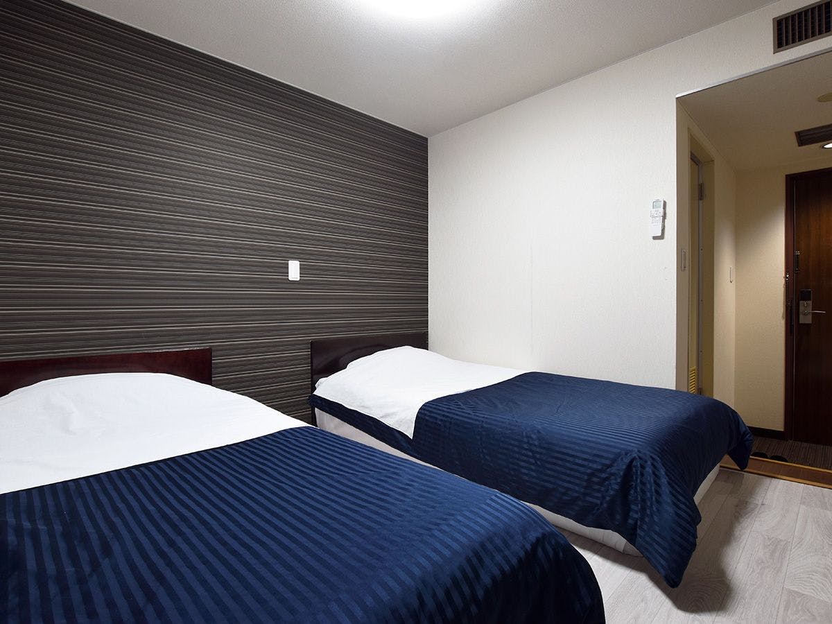 【ห้องเตียงคู่】