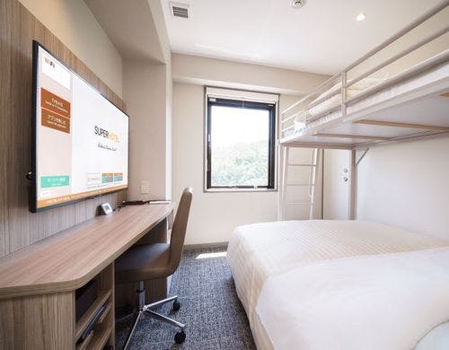 【スーパールーム】