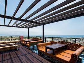 ローヤル　ホテル