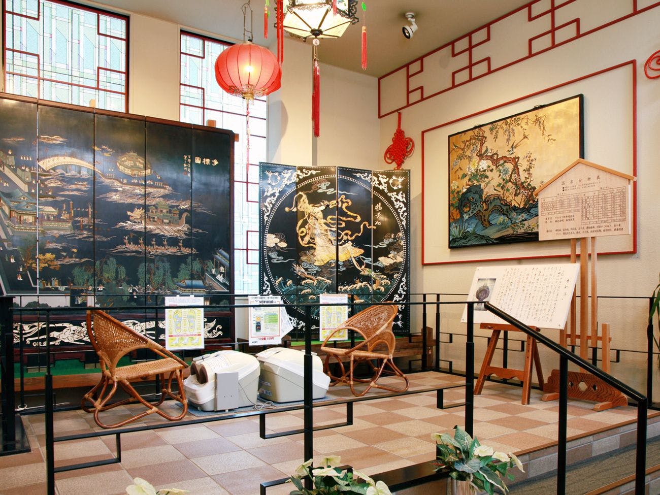 ฉากกั้นขนาดใหญ่ที่วาดภาพหยางกุ้ยเฟย